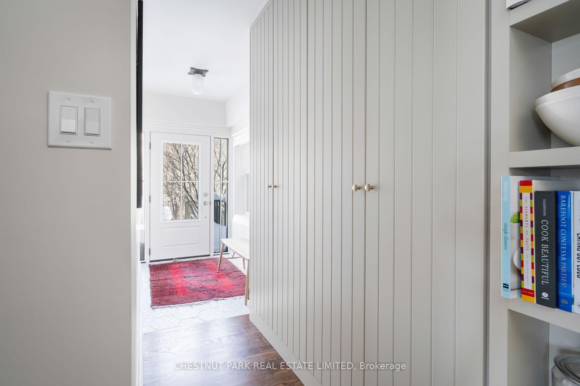 Photo 19 of 105 Lascelles Boulevard, Toronto, Yonge-Eglinton — HOMEH
