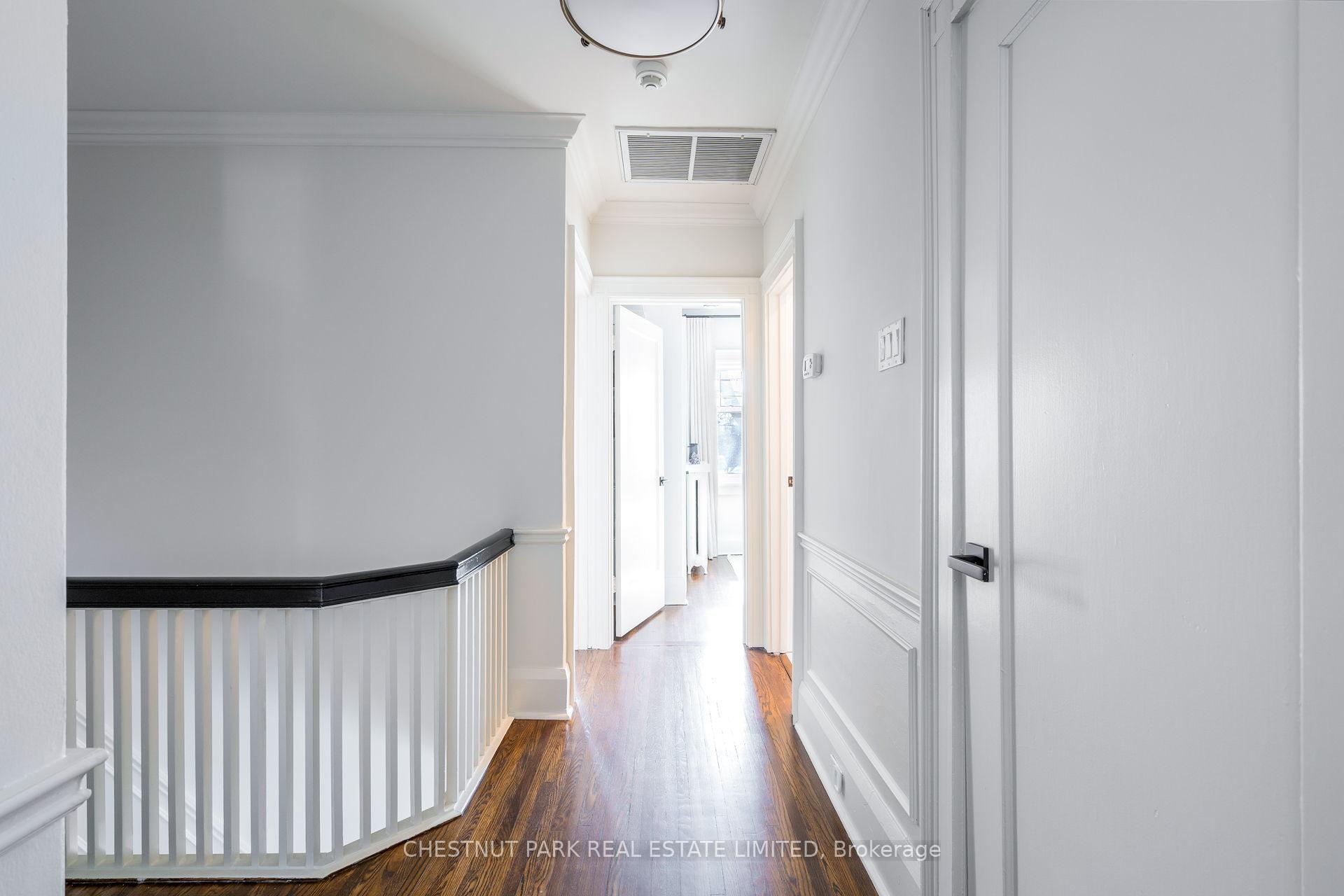 Photo 23 of 105 Lascelles Boulevard, Toronto, Yonge-Eglinton — HOMEH