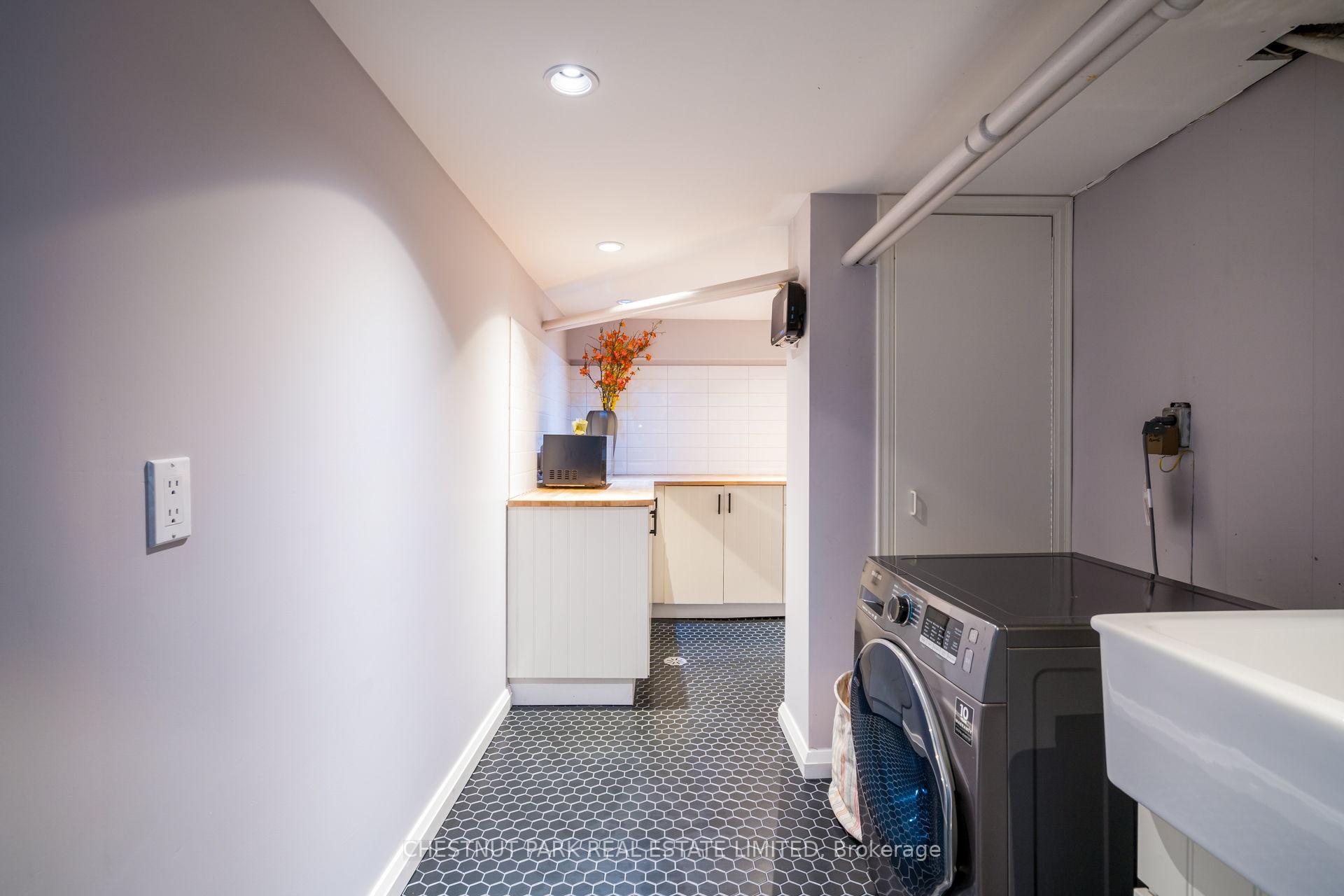 Photo 30 of 105 Lascelles Boulevard, Toronto, Yonge-Eglinton — HOMEH