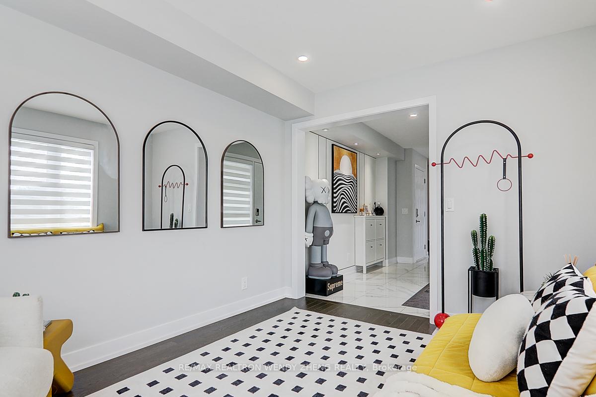 Photo 10 of 36 Gilbert Wright Avenue, Markham, Angus Glen — HOMEH