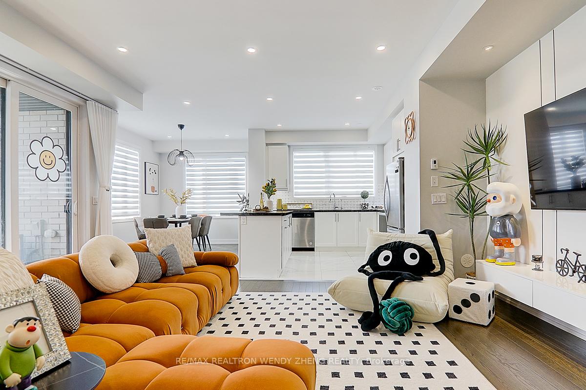 Photo 11 of 36 Gilbert Wright Avenue, Markham, Angus Glen — HOMEH