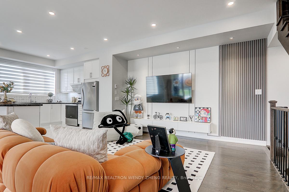 Photo 34 of 36 Gilbert Wright Avenue, Markham, Angus Glen — HOMEH