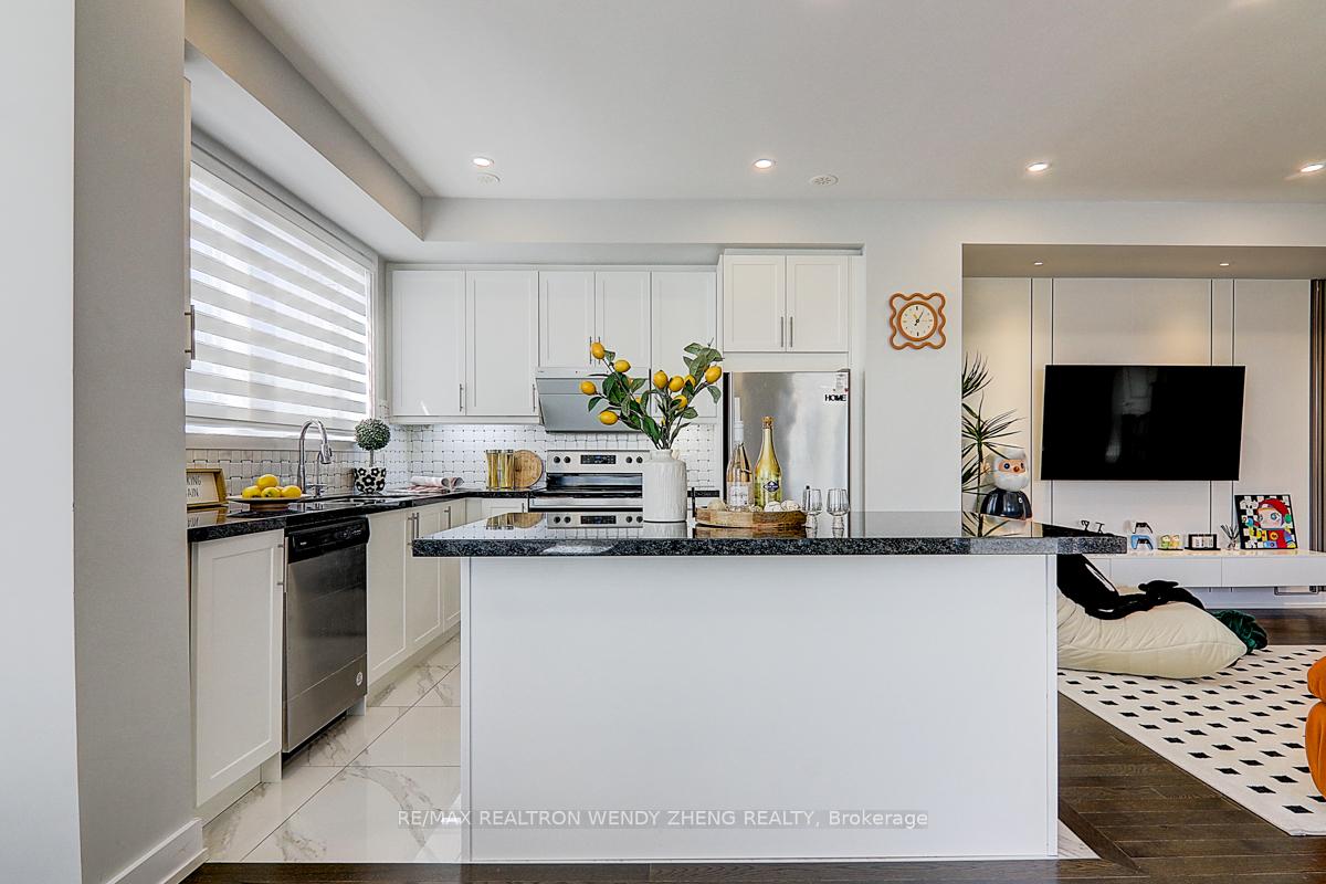Photo 14 of 36 Gilbert Wright Avenue, Markham, Angus Glen — HOMEH