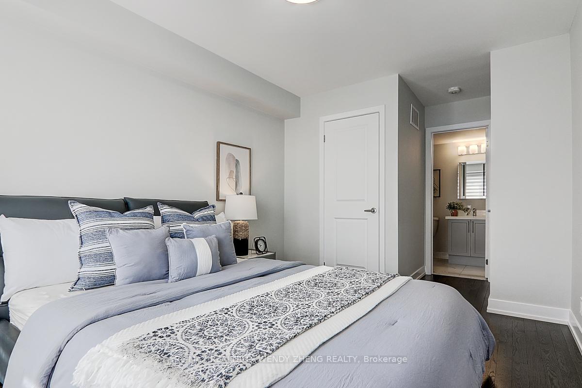 Photo 17 of 36 Gilbert Wright Avenue, Markham, Angus Glen — HOMEH