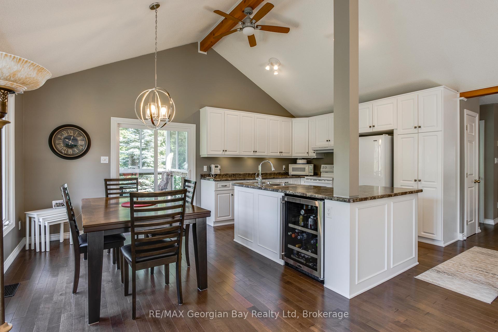 Photo 8 of 166 Albin Road, Tay, Waubaushene — HOMEH