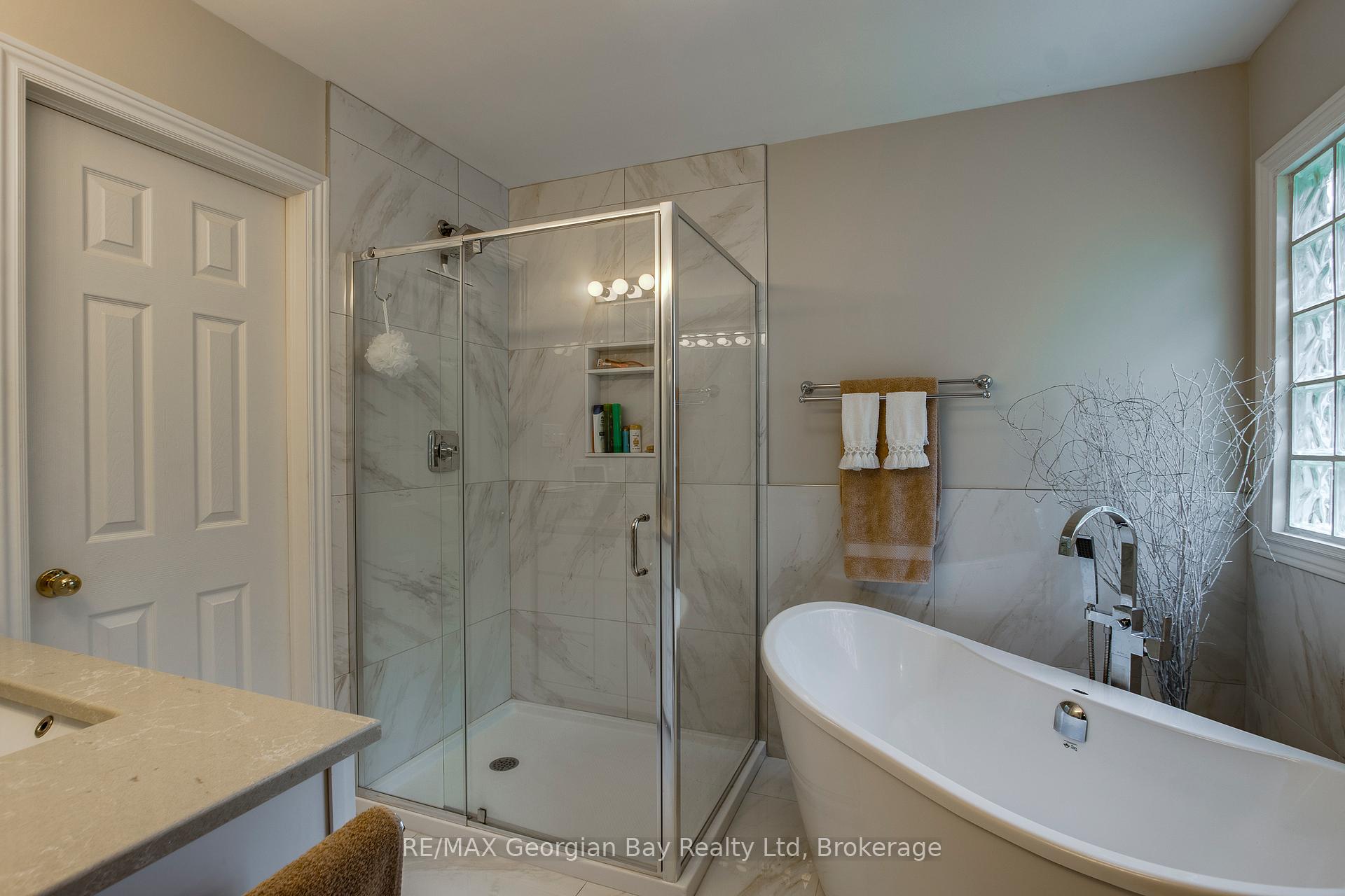 Photo 19 of 166 Albin Road, Tay, Waubaushene — HOMEH