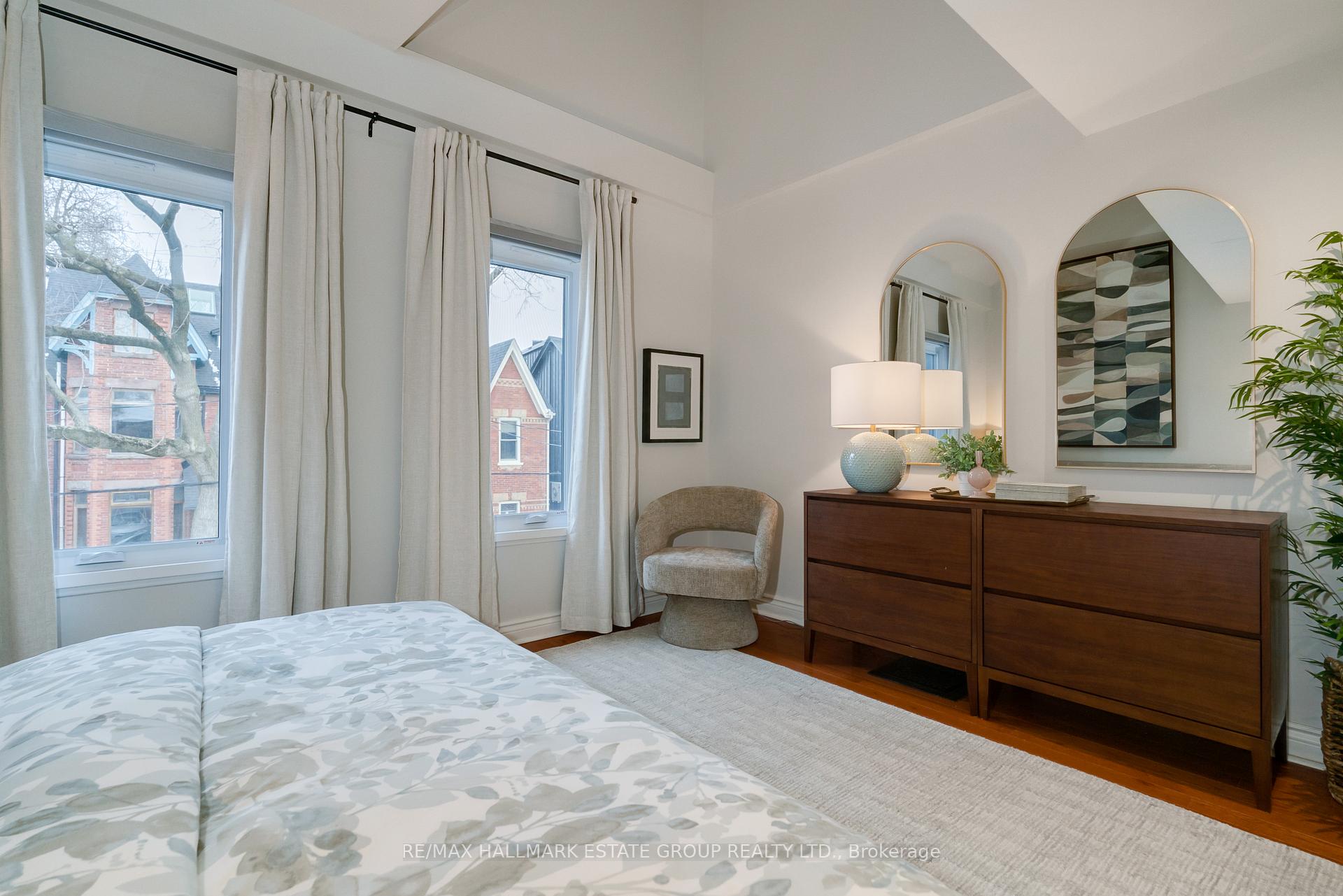Photo 10 of 88 De Grassi Street, Toronto, South Riverdale — HOMEH