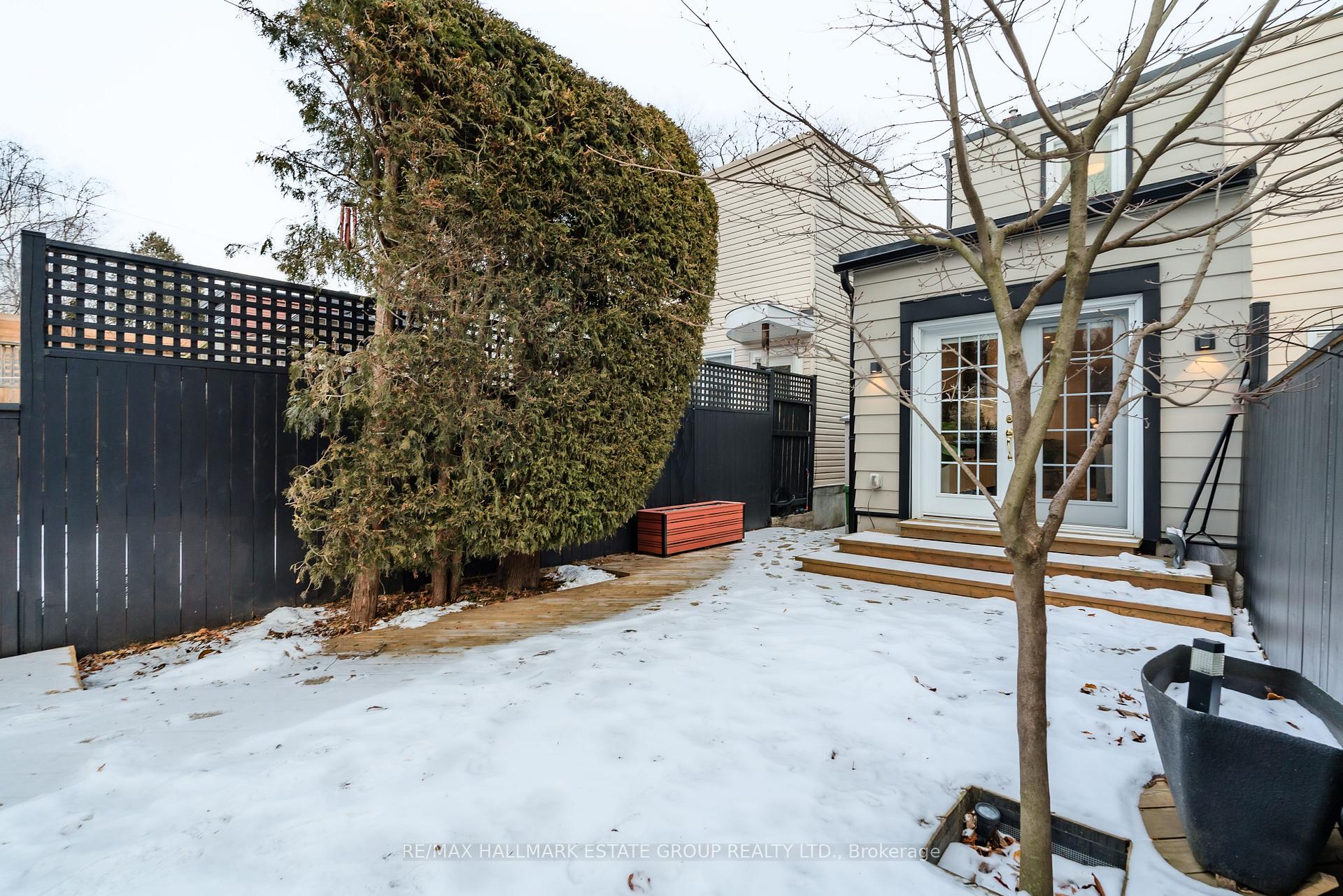 Photo 27 of 88 De Grassi Street, Toronto, South Riverdale — HOMEH