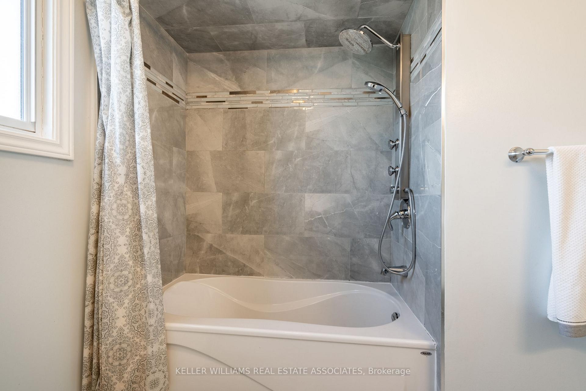 Photo 37 of 19 Vista Court, Hamilton, Falkirk — HOMEH