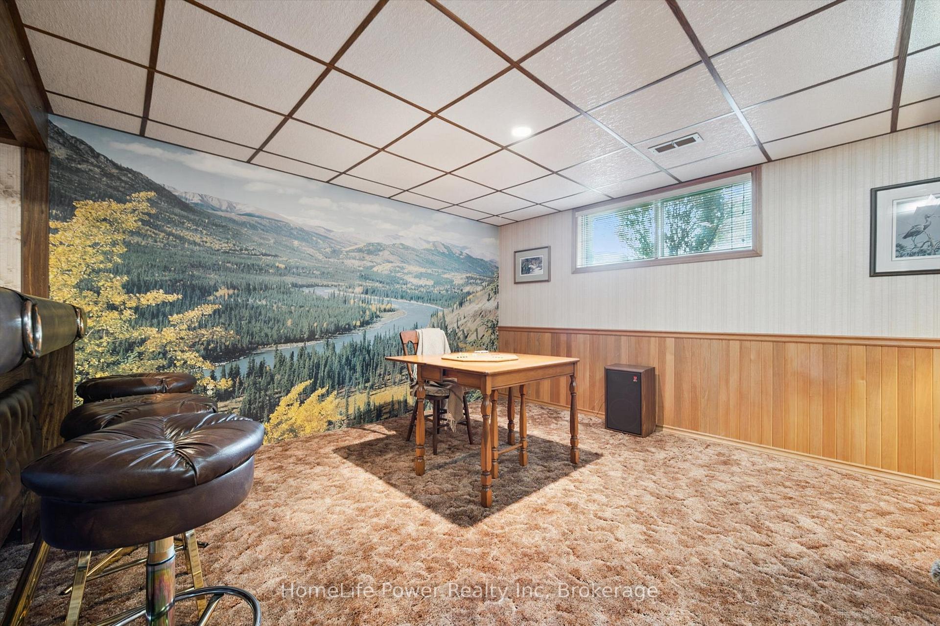 Photo 32 of 28 Matthew Drive, Guelph, Willow West/Sugarbush/West Acres — HOMEH