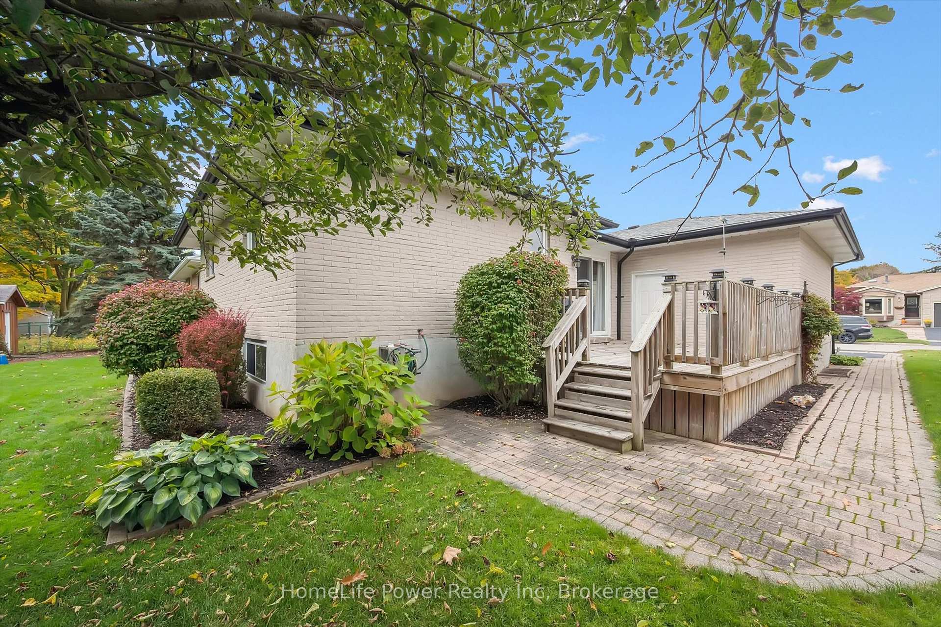 Photo 44 of 28 Matthew Drive, Guelph, Willow West/Sugarbush/West Acres — HOMEH