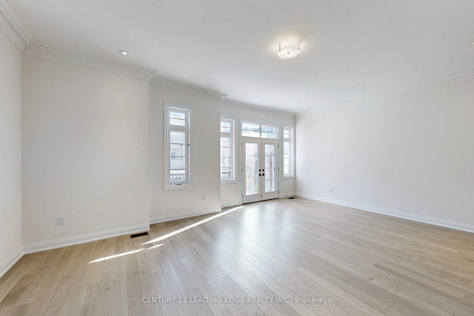 Photo 13 of 8 Silvermills Lane, Markham, Angus Glen — HOMEH