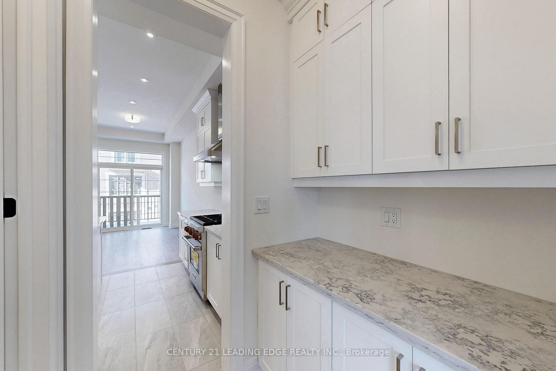 Photo 9 of 8 Silvermills Lane, Markham, Angus Glen — HOMEH