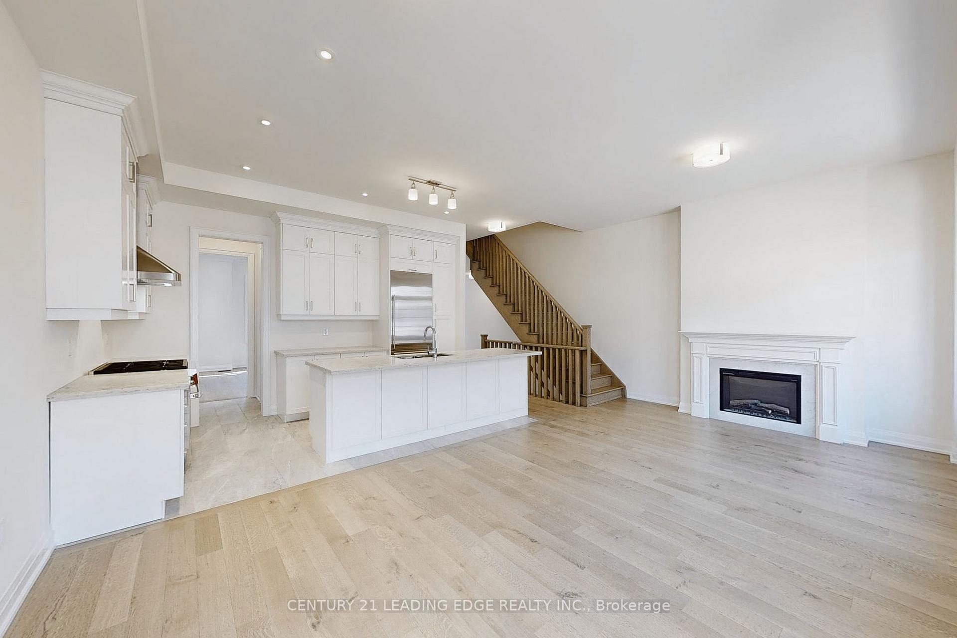 Photo 15 of 8 Silvermills Lane, Markham, Angus Glen — HOMEH