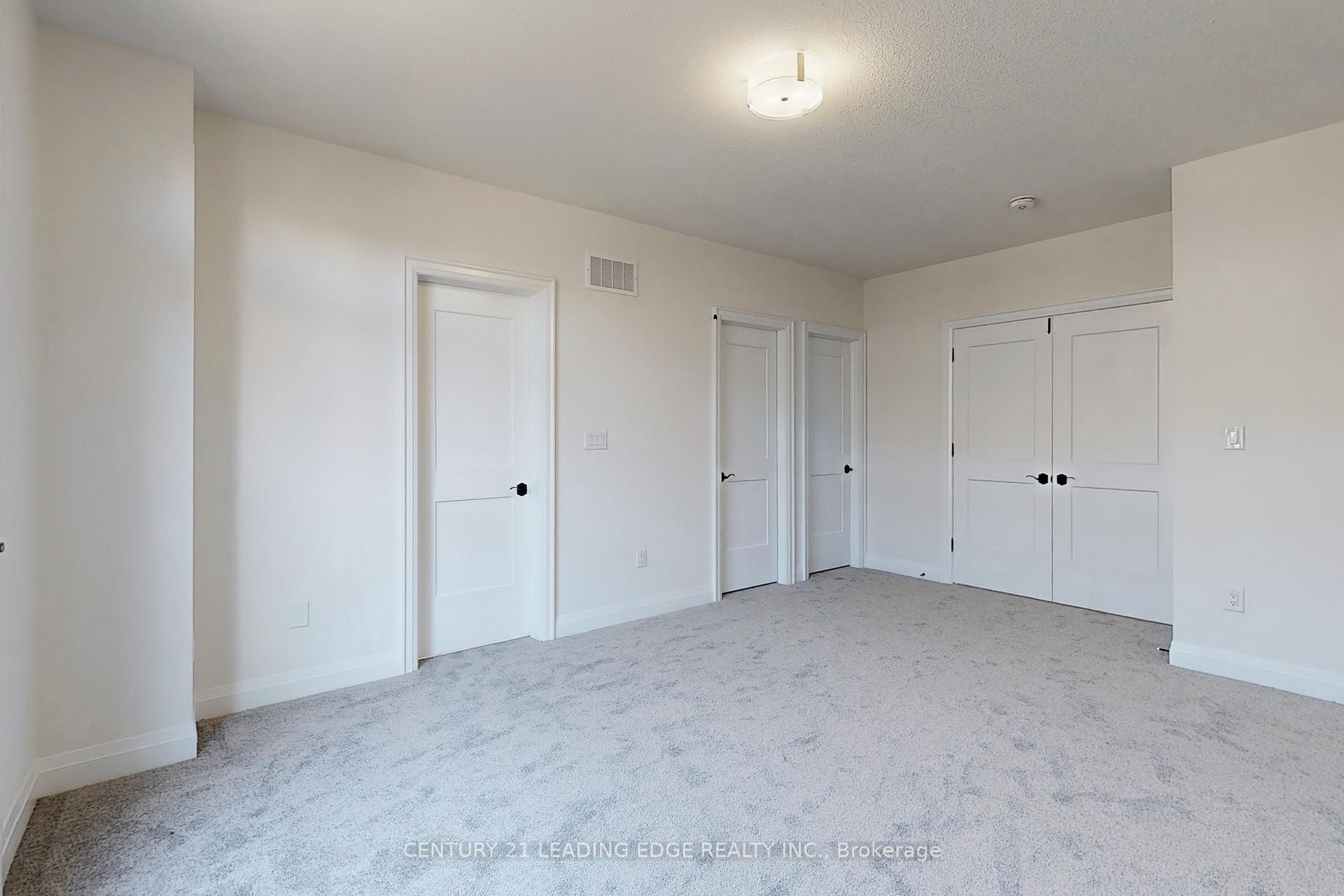 Photo 24 of 8 Silvermills Lane, Markham, Angus Glen — HOMEH