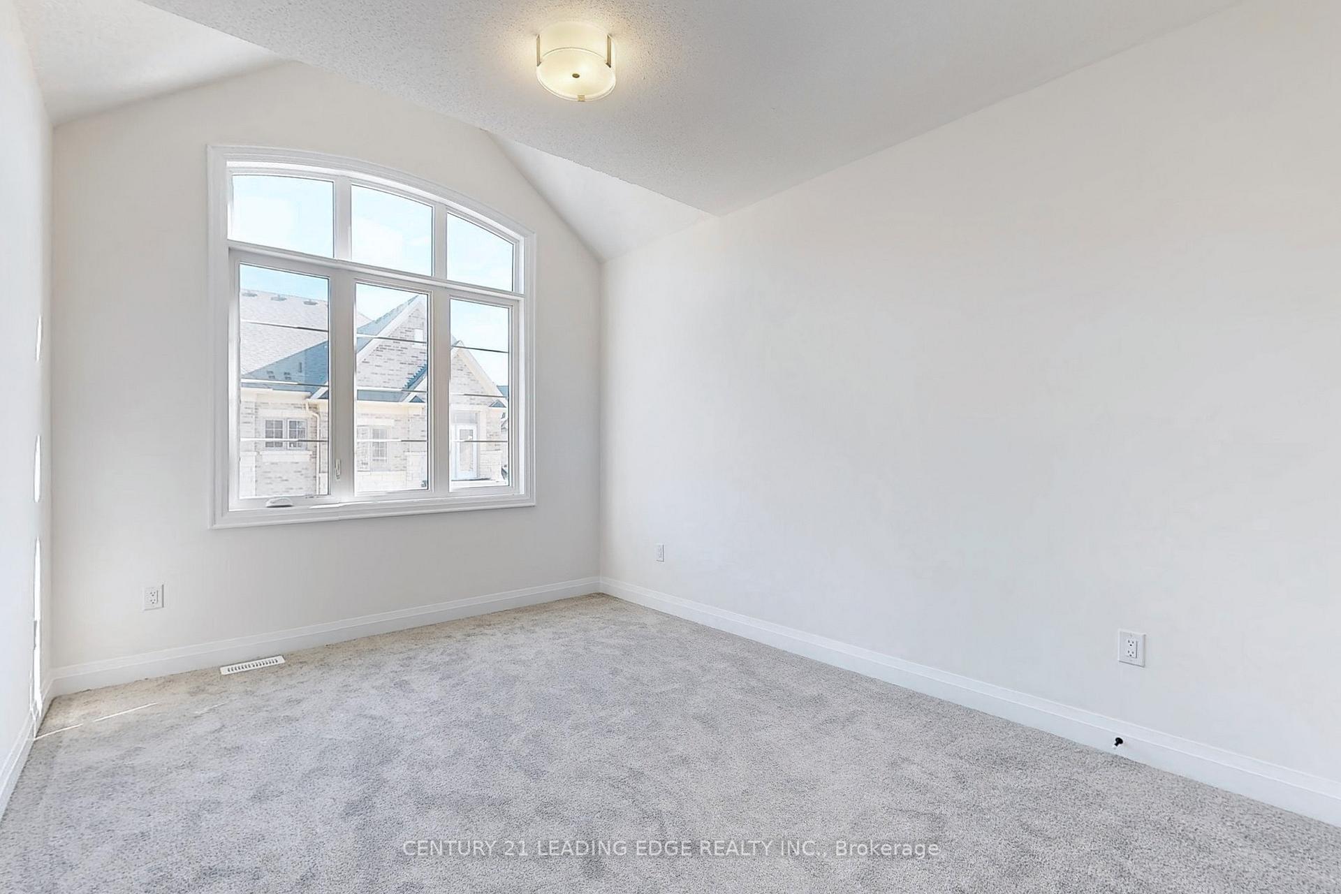Photo 40 of 8 Silvermills Lane, Markham, Angus Glen — HOMEH