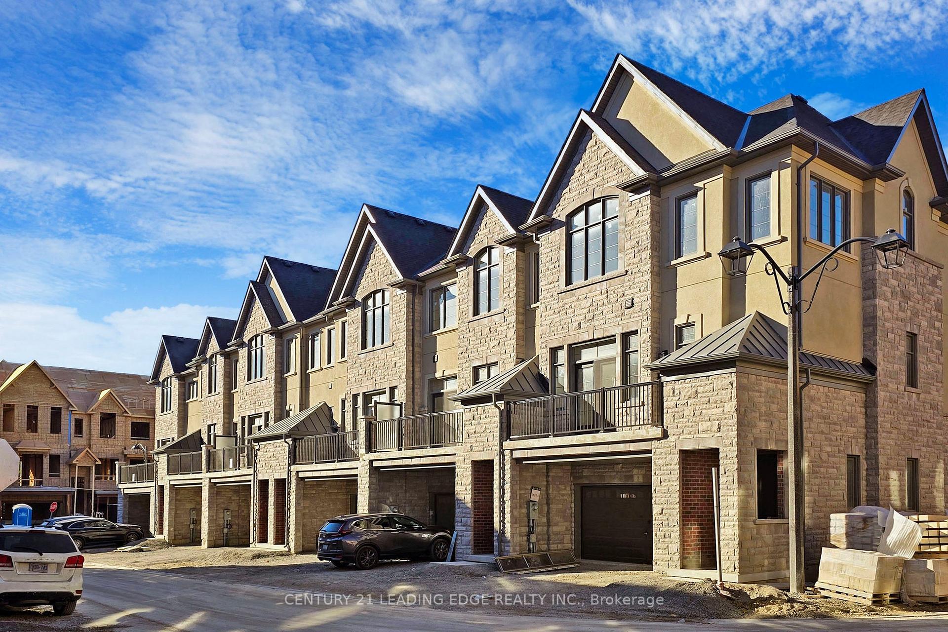 Photo 39 of 8 Silvermills Lane, Markham, Angus Glen — HOMEH