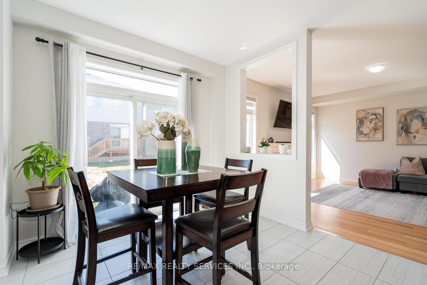 Photo 20 of 13 Mears Road, Brant, Paris — HOMEH