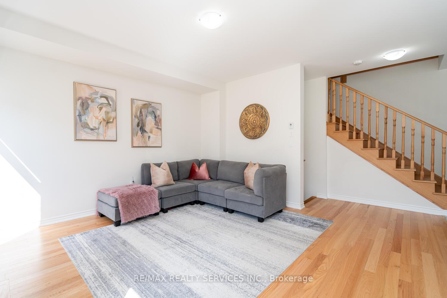Photo 22 of 13 Mears Road, Brant, Paris — HOMEH