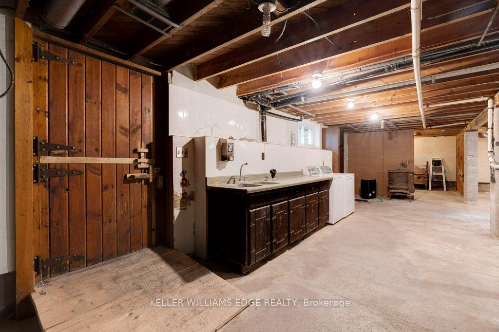 Photo 17 of 1253 Highway 6, Hamilton, Rural Flamborough — HOMEH