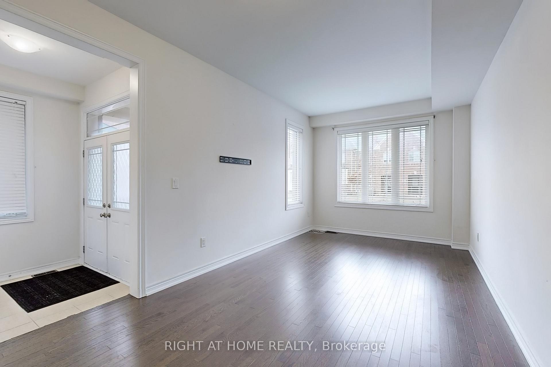 Photo 11 of 186 Northvale Road, Markham, Cornell — HOMEH