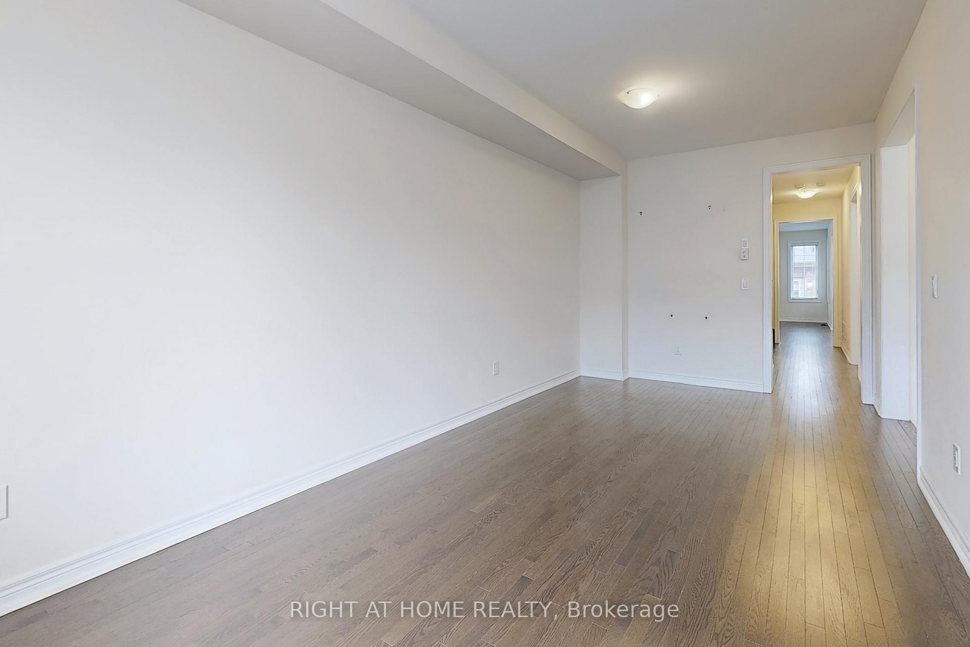Photo 5 of 186 Northvale Road, Markham, Cornell — HOMEH