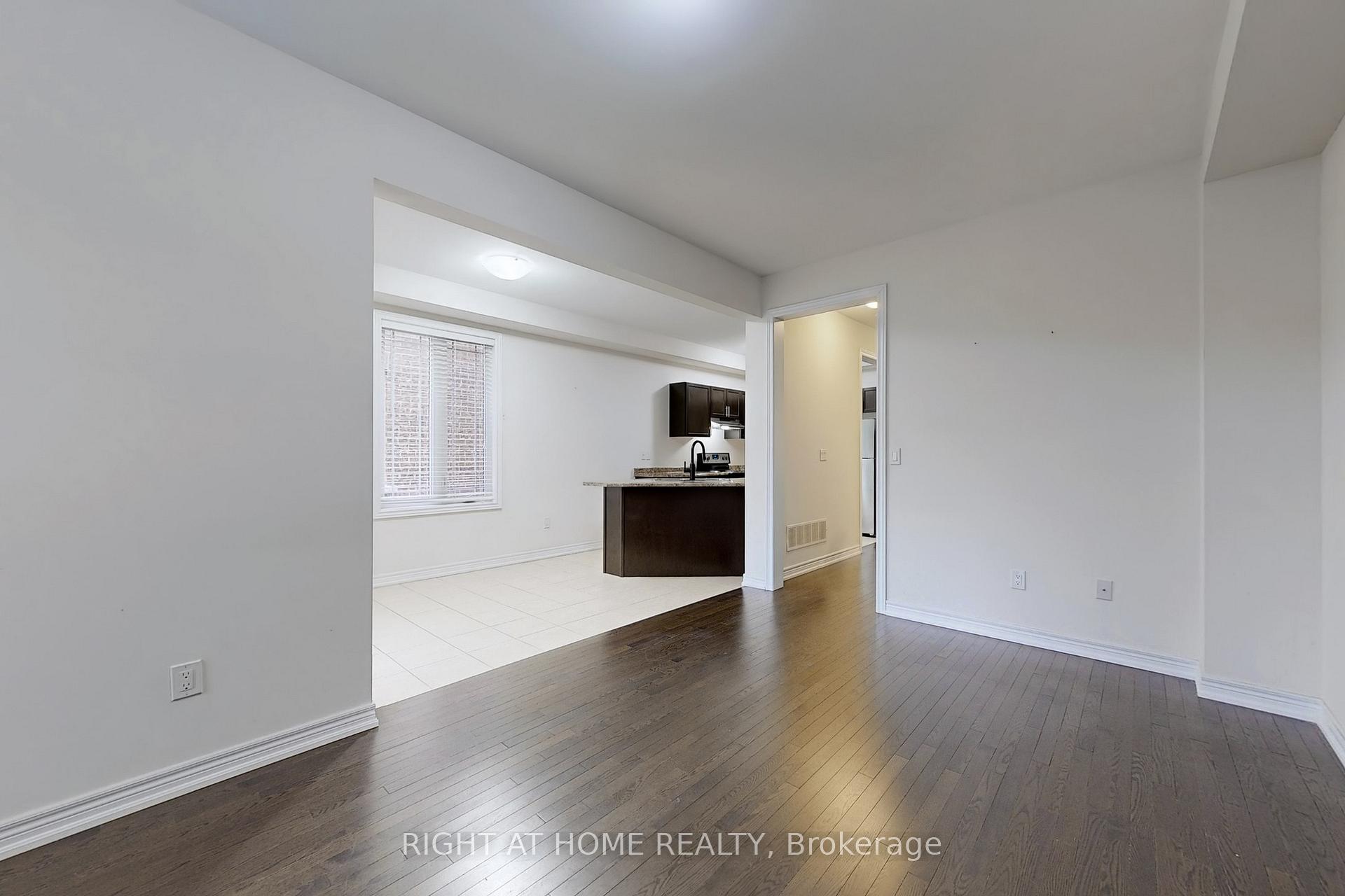 Photo 7 of 186 Northvale Road, Markham, Cornell — HOMEH