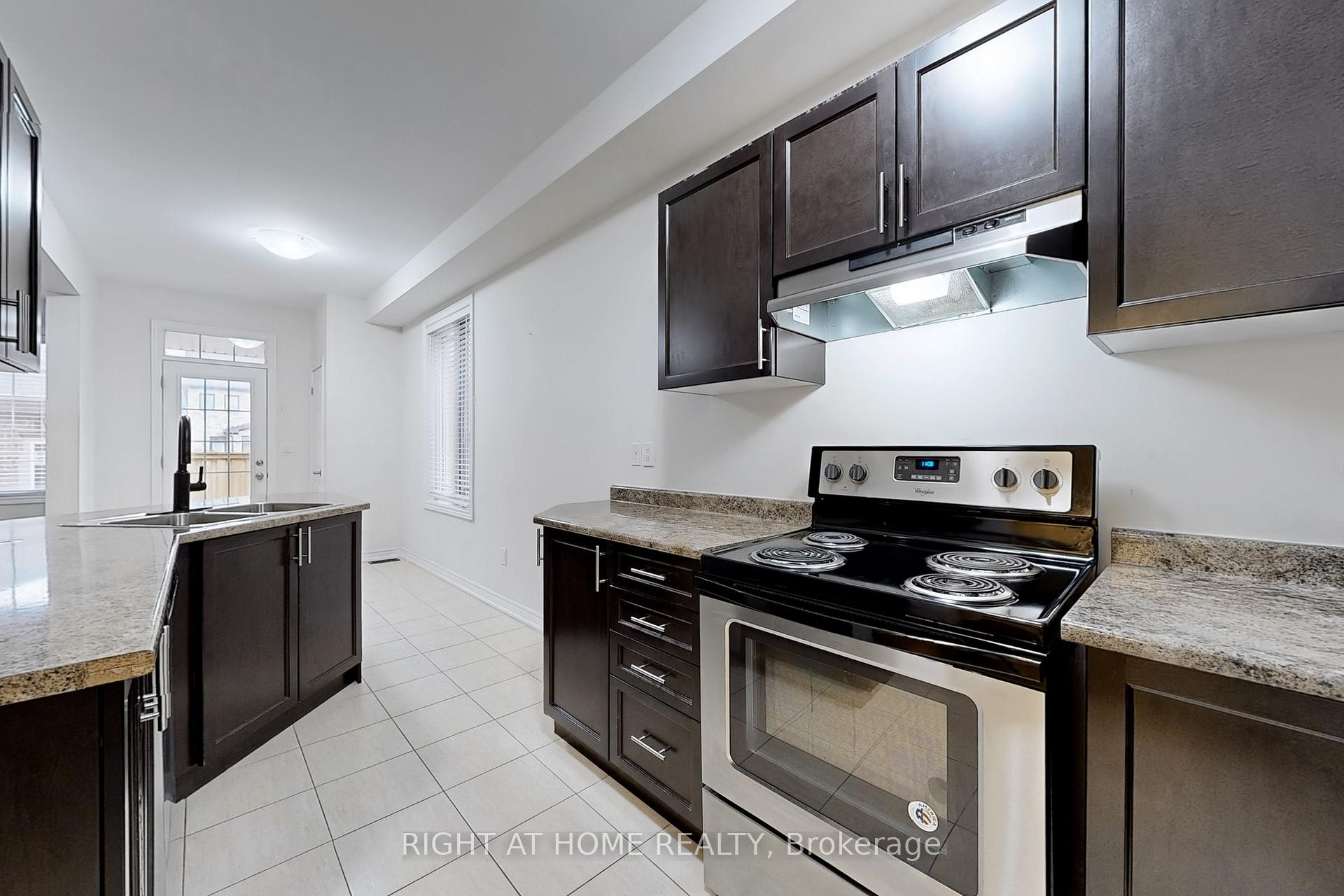 Photo 17 of 186 Northvale Road, Markham, Cornell — HOMEH