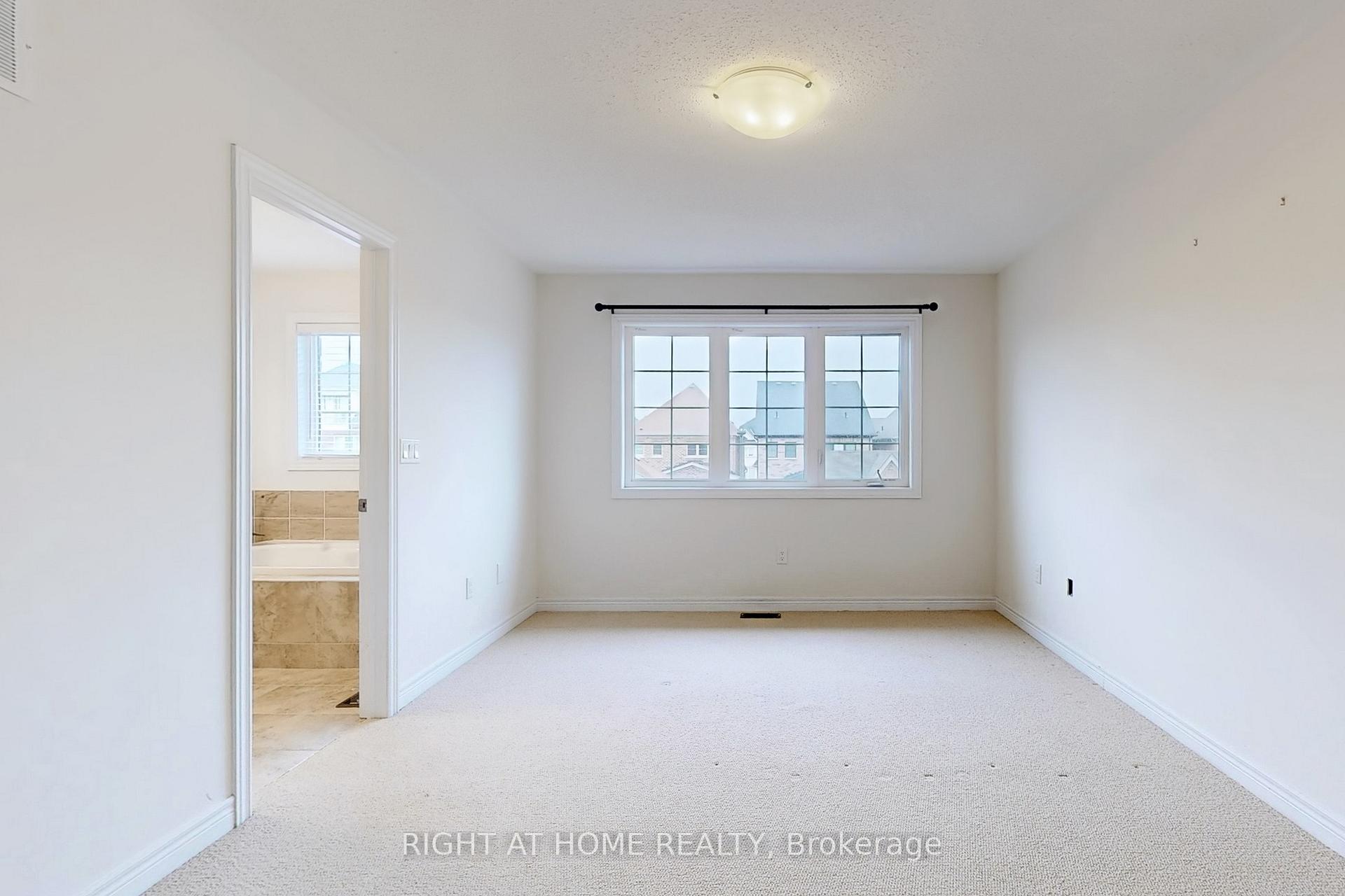 Photo 12 of 186 Northvale Road, Markham, Cornell — HOMEH