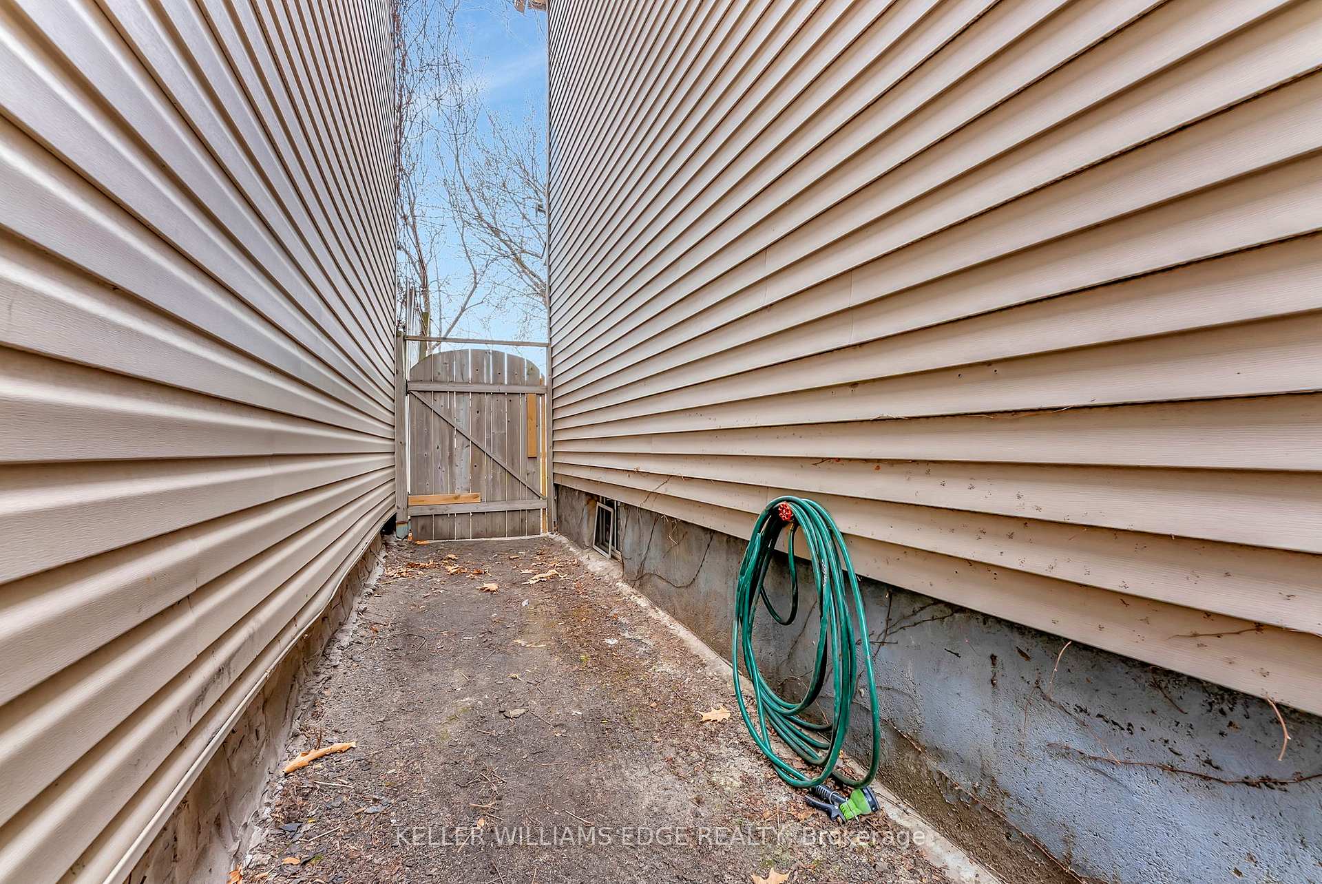 Photo 36 of 35 Depew Street, Hamilton, Industrial Sector — HOMEH