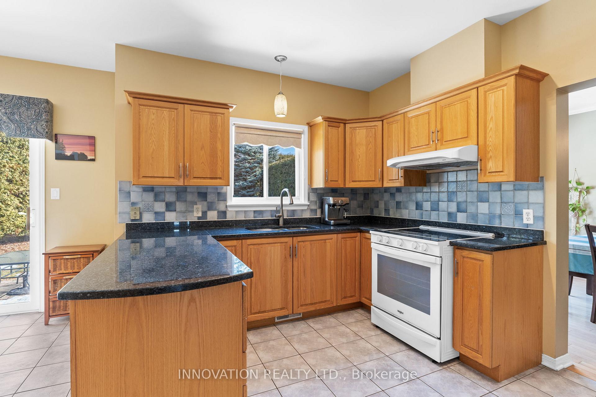 Photo 6 of 17 Birdstone Avenue, Ottawa, Stittsville (Central) — HOMEH
