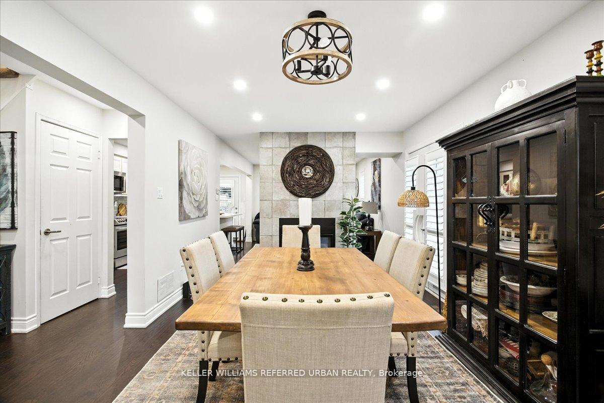 Photo 21 of 373 Pinnacle Trail, Aurora, Bayview Wellington — HOMEH