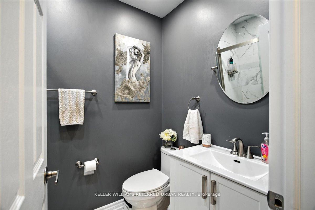 Photo 27 of 373 Pinnacle Trail, Aurora, Bayview Wellington — HOMEH