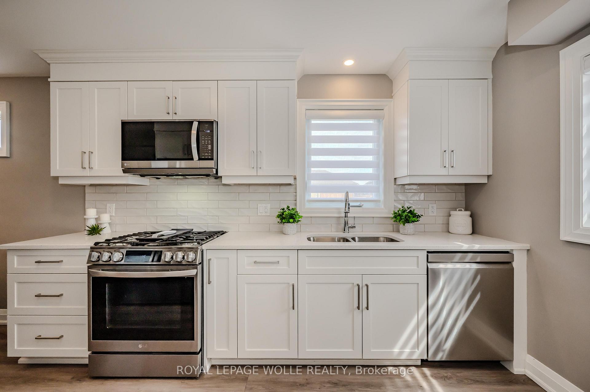 Photo 5 of 124 Woodberry Crescent, Woolwich — HOMEH