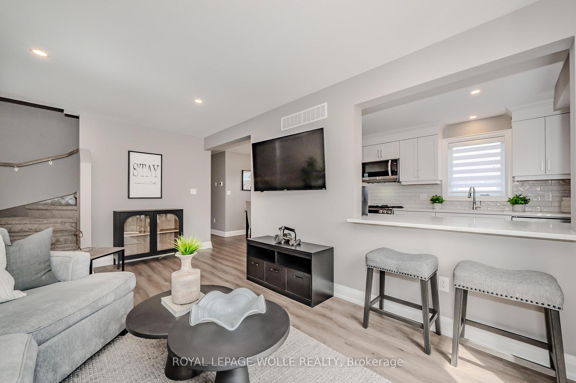 Photo 17 of 124 Woodberry Crescent, Woolwich — HOMEH