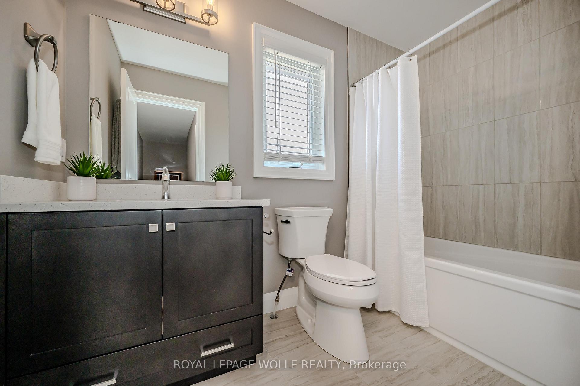 Photo 8 of 124 Woodberry Crescent, Woolwich — HOMEH
