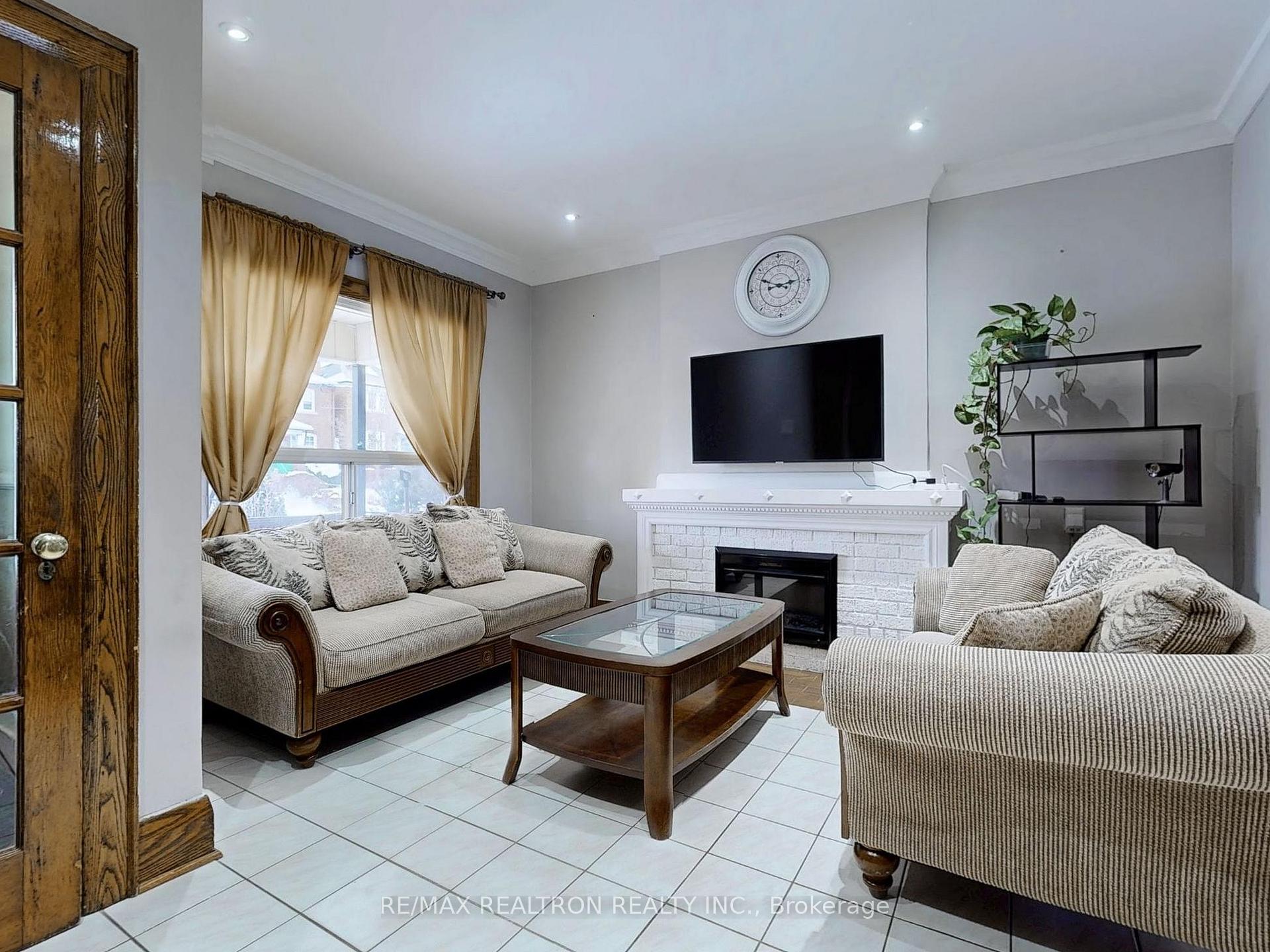 Photo 2 of 408 Lauder Avenue, Toronto, Oakwood Village — HOMEH