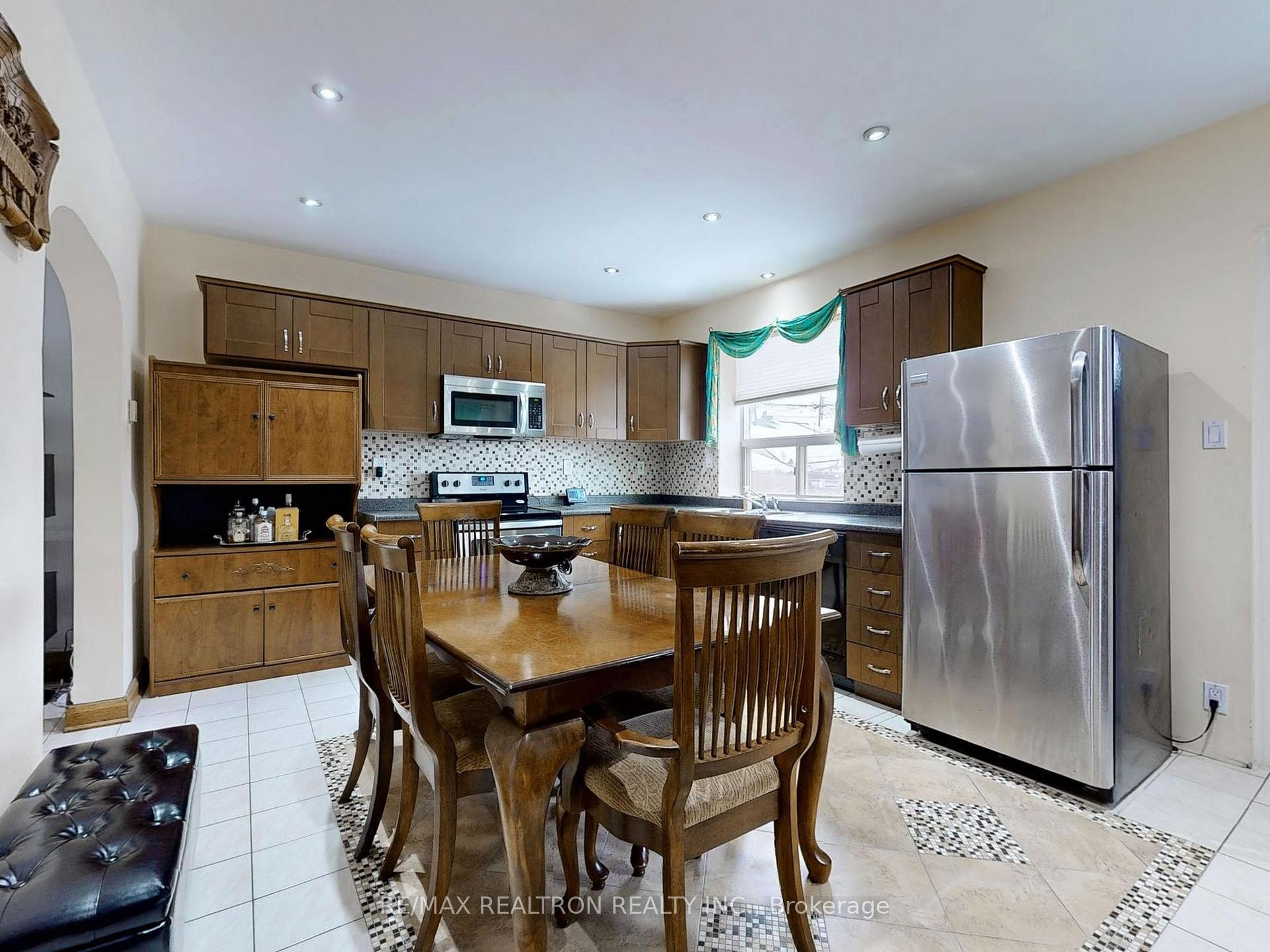 Photo 6 of 408 Lauder Avenue, Toronto, Oakwood Village — HOMEH