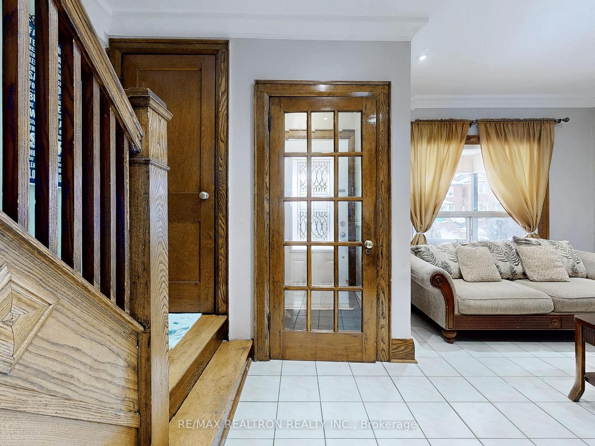 Photo 17 of 408 Lauder Avenue, Toronto, Oakwood Village — HOMEH