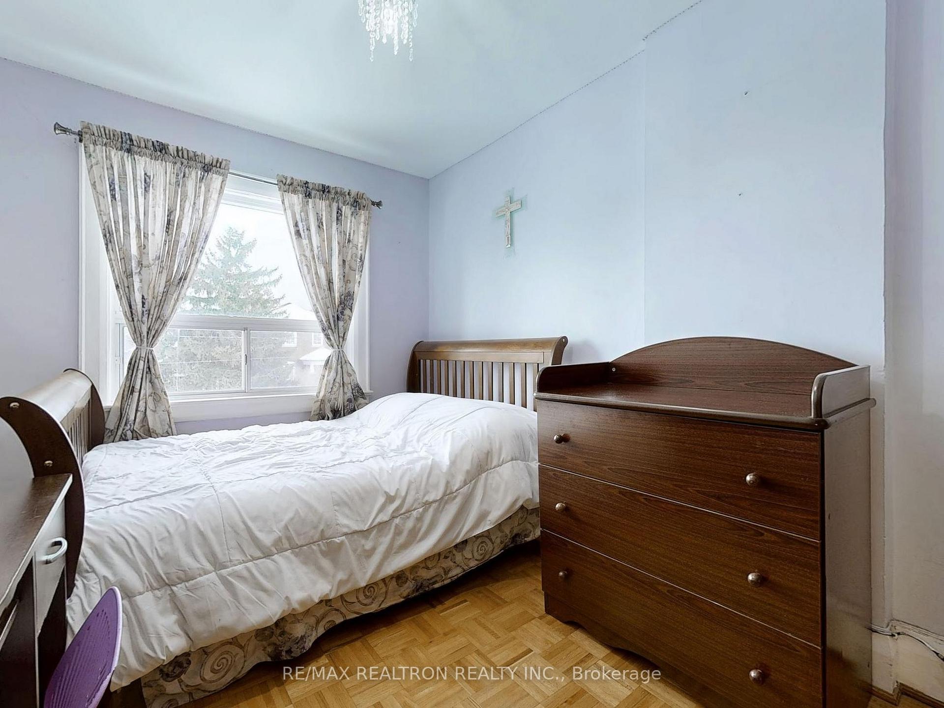 Photo 13 of 408 Lauder Avenue, Toronto, Oakwood Village — HOMEH