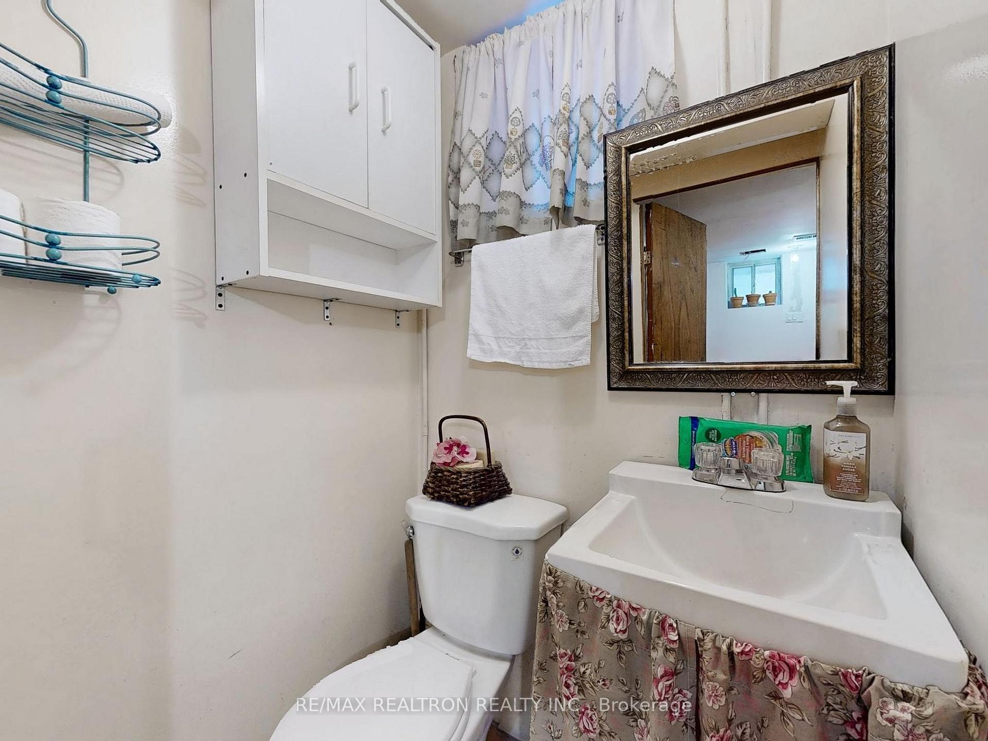 Photo 18 of 408 Lauder Avenue, Toronto, Oakwood Village — HOMEH