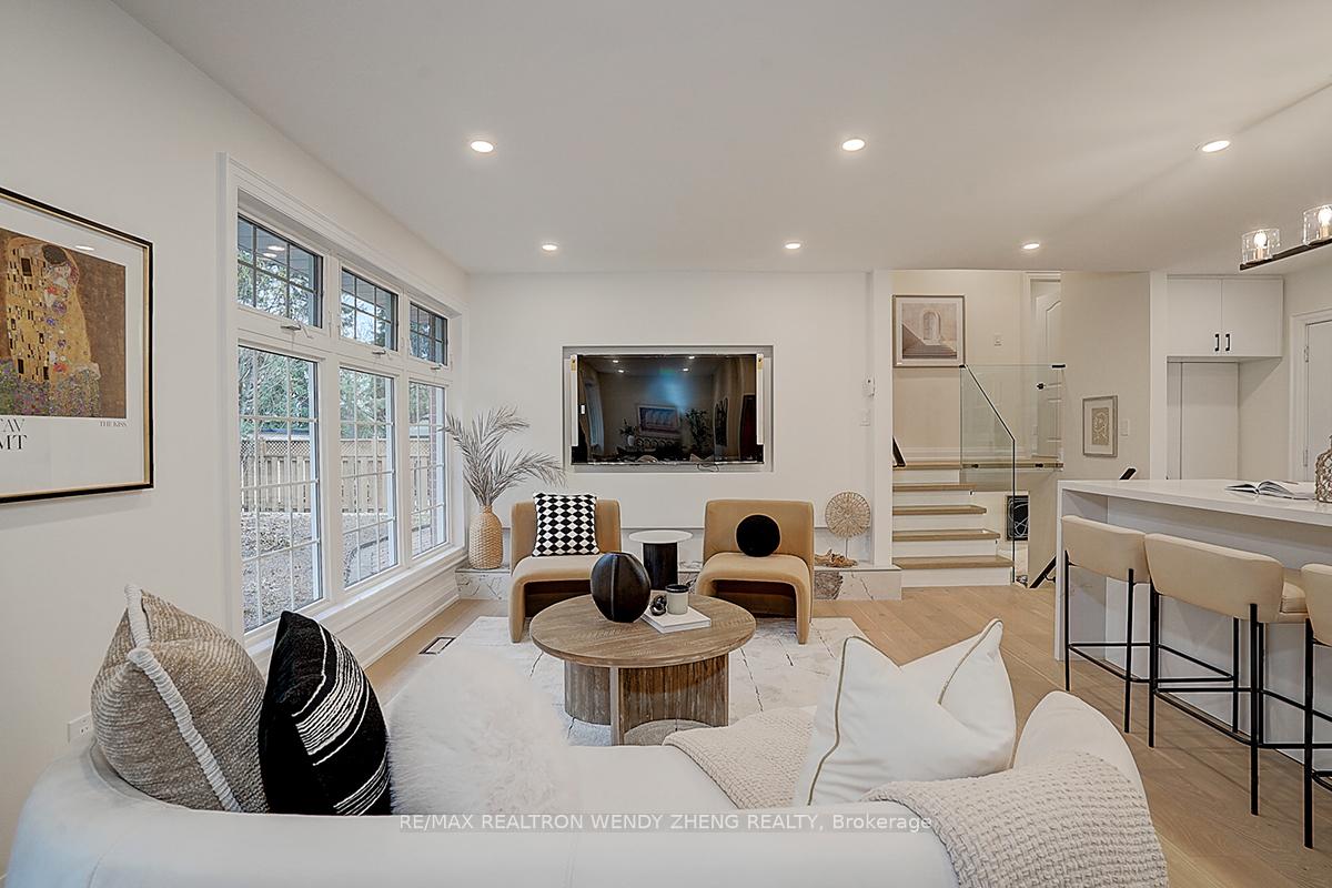 Photo 7 of 27 Robinson Street, Markham, Bullock — HOMEH