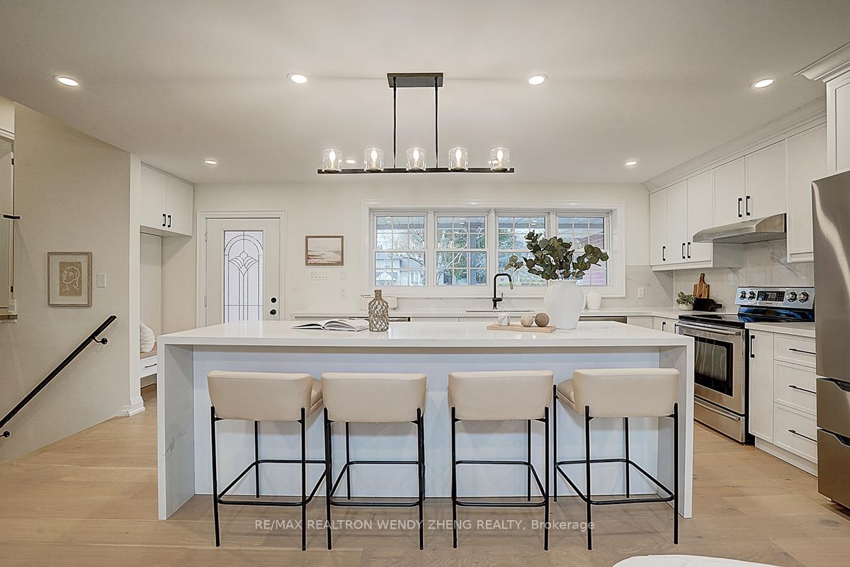 Photo 4 of 27 Robinson Street, Markham, Bullock — HOMEH