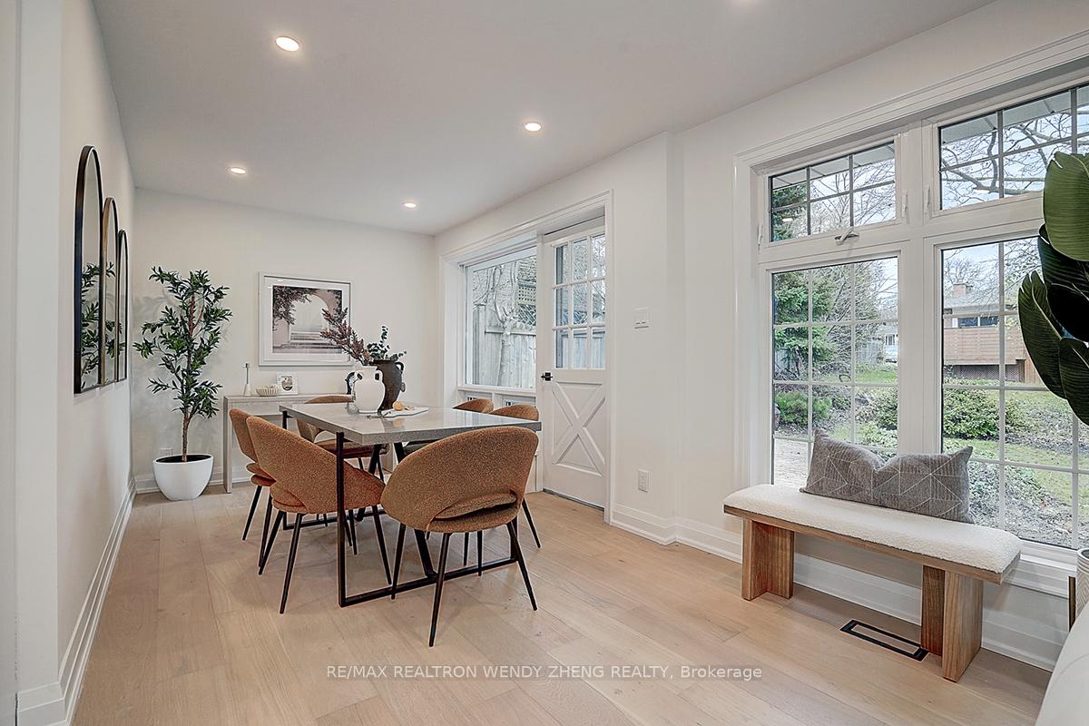 Photo 5 of 27 Robinson Street, Markham, Bullock — HOMEH