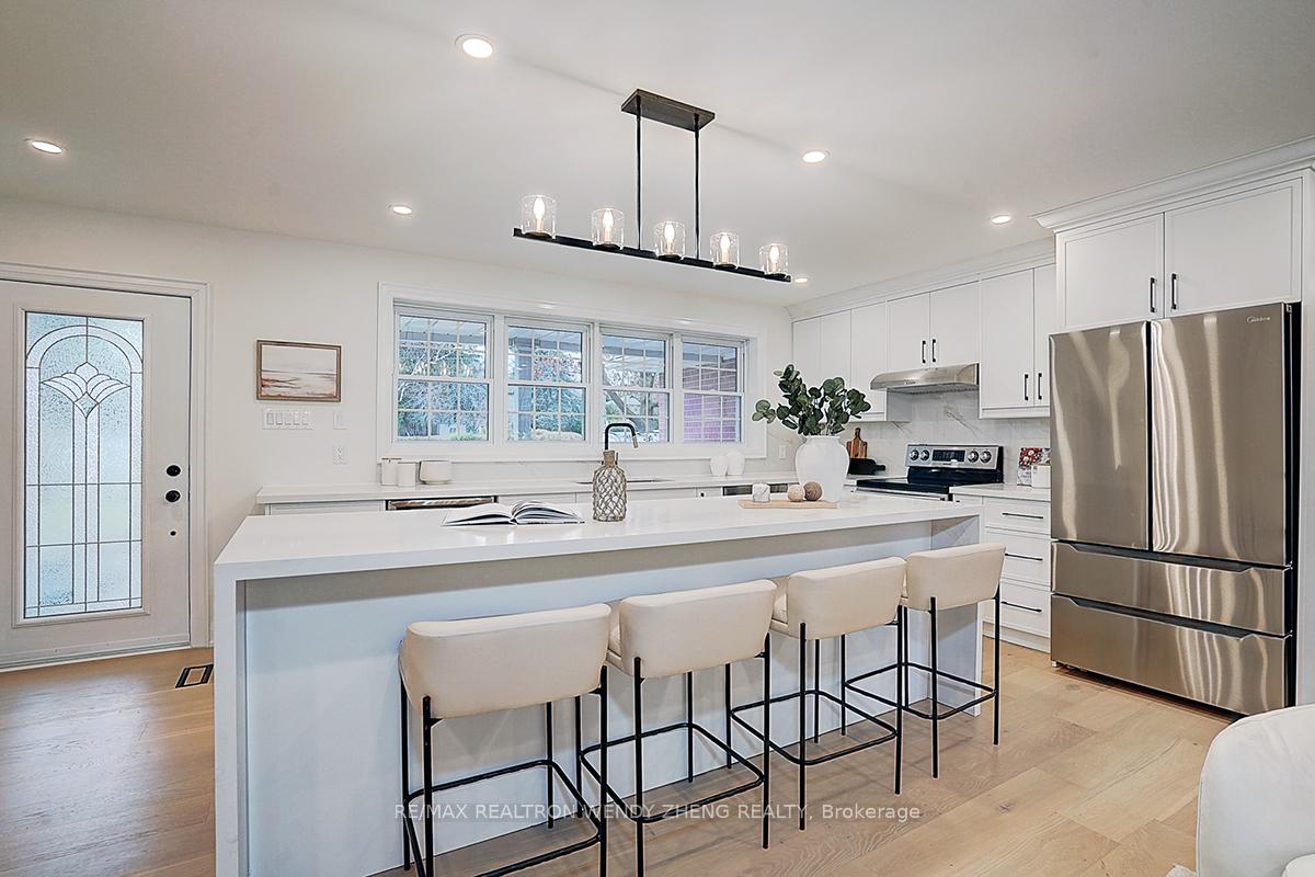 Photo 12 of 27 Robinson Street, Markham, Bullock — HOMEH
