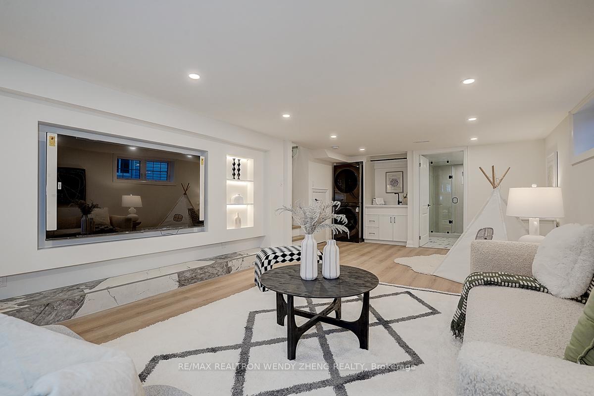 Photo 13 of 27 Robinson Street, Markham, Bullock — HOMEH