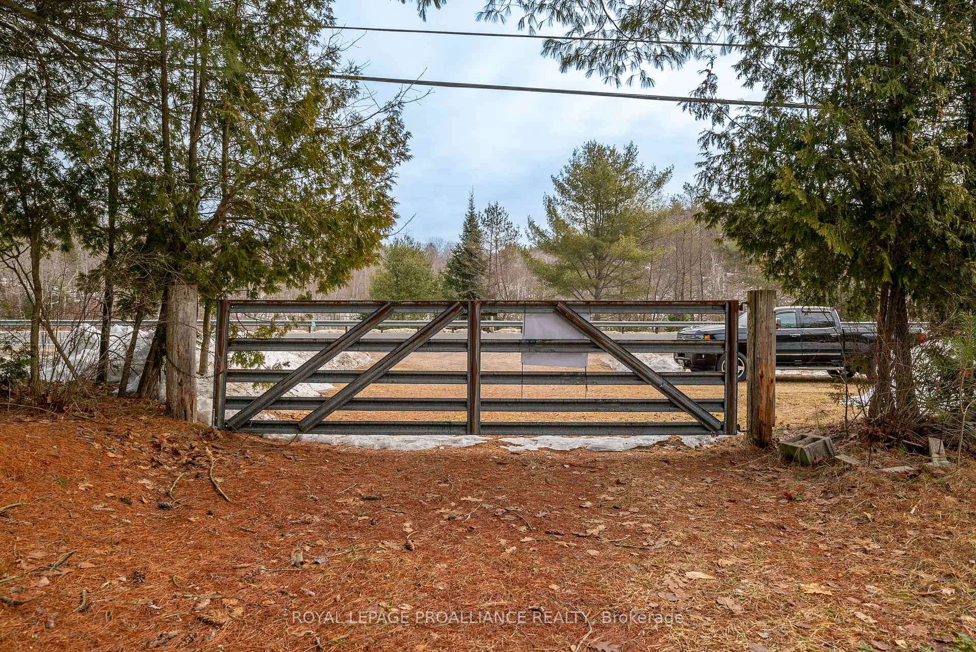 Photo 40 of 18100 Highway 41, North Frontenac, Frontenac North — HOMEH