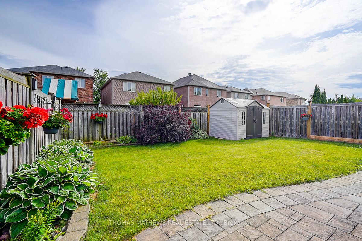 Photo 6 of 70 Reginald Lamb Cres, Markham, Box Grove — HOMEH