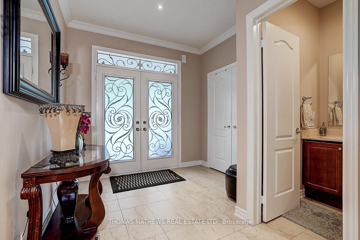 Photo 10 of 70 Reginald Lamb Cres, Markham, Box Grove — HOMEH