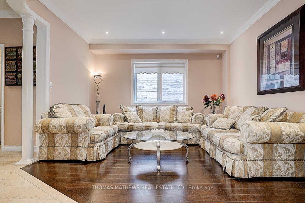 Photo 14 of 70 Reginald Lamb Cres, Markham, Box Grove — HOMEH
